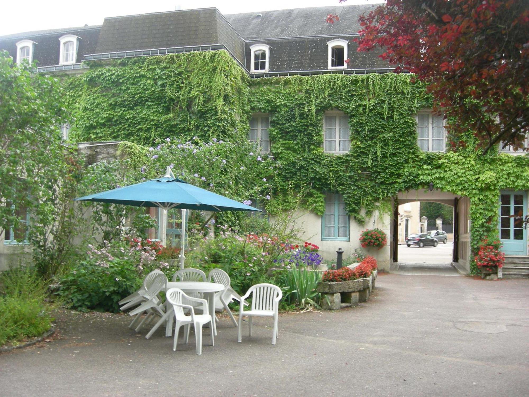 Cit'Hotel Avallon Vauban Exterior foto